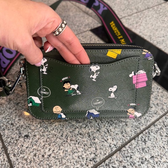 Marc Jacobs Green Peanuts Edition 'The Snapshot' Bag - Picture 3 of 8